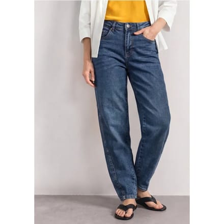 High Waist Barrel Leg jeans in Loose Fit