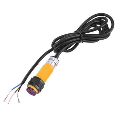 Dailygoody - E18-B03P1 Optische Sensor Schakelaar 5-30 cm PNP IR 6-36V