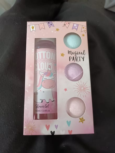 Cotton cloud magical party douchegel en badbruisballen