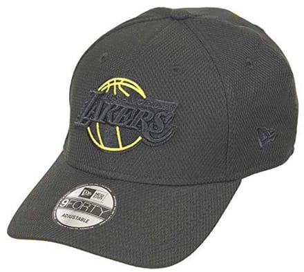 Verstelbare 9Forty Baseballcap – Perfect voor Basketball Fans