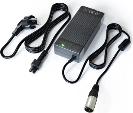 GO SOLID! ® Oplader geschikt voor Cortina Ecomo - 24V 2A - XLR 3-polig
