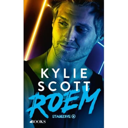 Roem - Stagedive - Kylie Scott