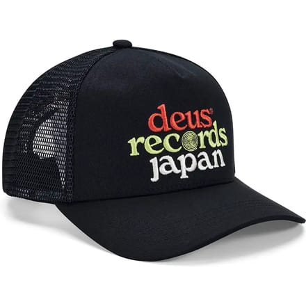 Trucker pet Deus Ex Machina Strata