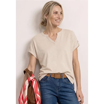 Shirt met gespleten hals en knoopdetails