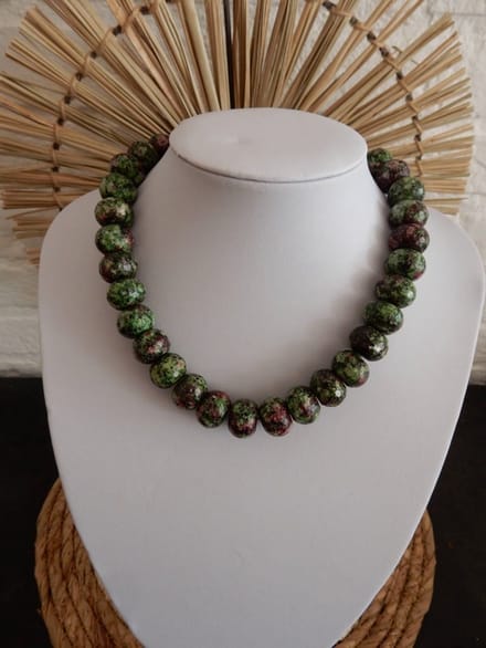 Robijn in Zoiziet Collier