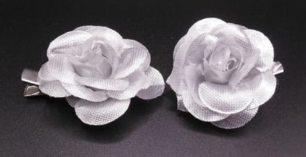 2 roosjes klein met duckklem zilver