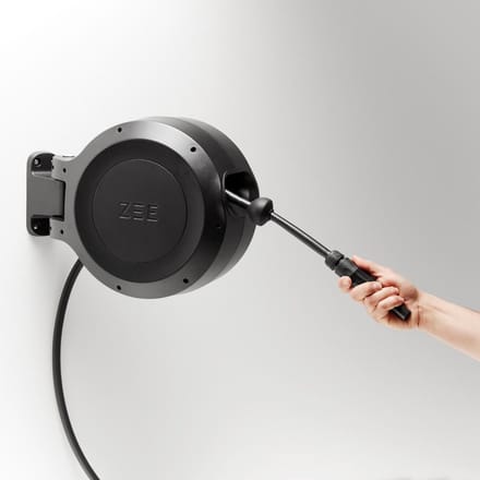 ZEE Mirtoon slanghaspel 10m zwart - Wandslangenbox - Inclusief slang - Inclusief roll-up