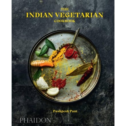 The Indian Vegetarian Cookbook - Pushpesh Pant