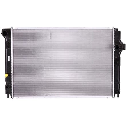 Radiator NISSENS 646873