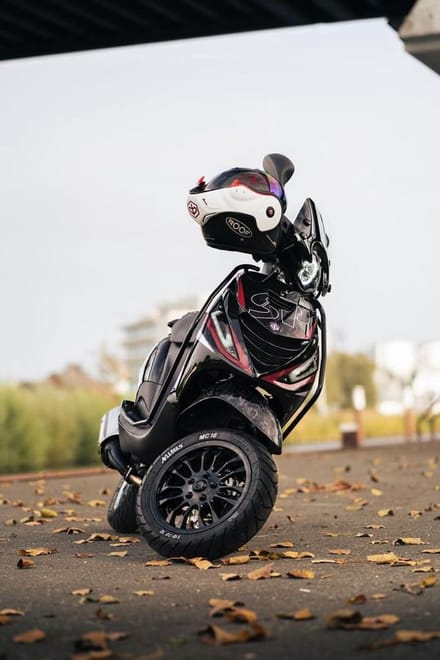Piaggio Zip - SP pakket - Piaggio Zip Accessoire - Scooter Accessoires - Voorkap - Combi Kleuren Set - Bordeaux - Wit