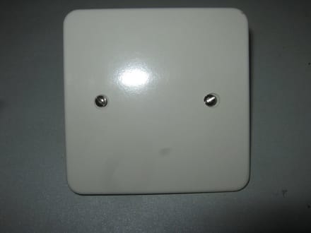 Blindplaat 80x80mm vierkant wit met schroefklemmen