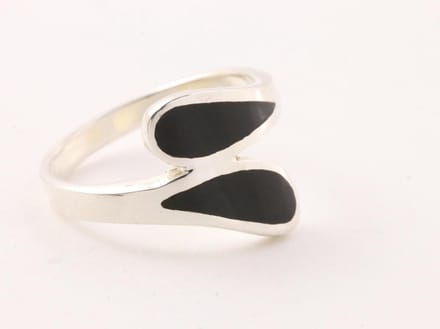 Zilveren ring met onyx - maat 16