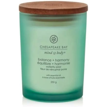 Chesapeake Bay Balance & Harmony - Waterlily Pear - Medium Geurkaars - 60 branduren