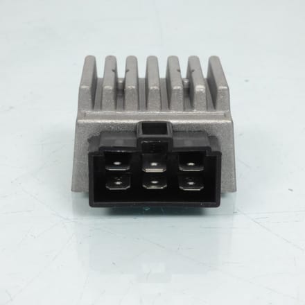Régulateur redresseur de tension P2R pour Moto Gilera 50 SMT Neuf