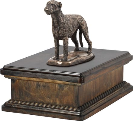 Ierse Wolfhond urn - elegante urn met hondenstandbeeld voor as.