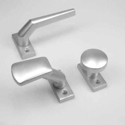 Ami Smalrozet 65x30mm - met deurkruk 357 - aluminium F-1
