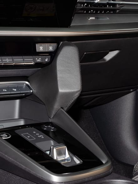 Kuda houder geschikt voor Audi A3 2020 Kleur: Zwart