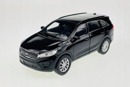 Welly Kia Sorento Metaal 1:34 Zwart Nieuw Model