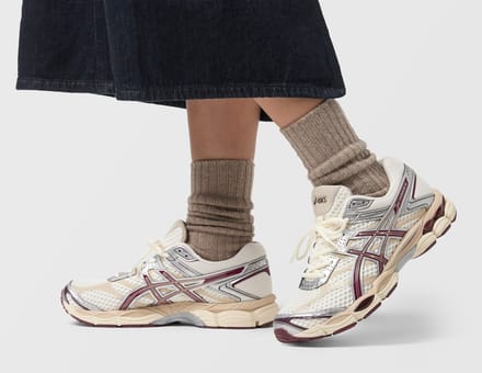 ASICS Gel Cumulus 16 - Unisex - Cream Beniimo Purple - Maat EU 38