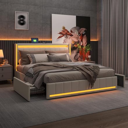 Tweedehands bed 140 x 200 cm met opbergruimte en USB oplader
