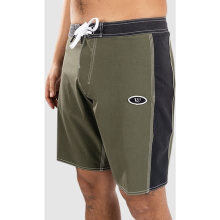 Rivvia Projects Logger 18' Boardshorts groen