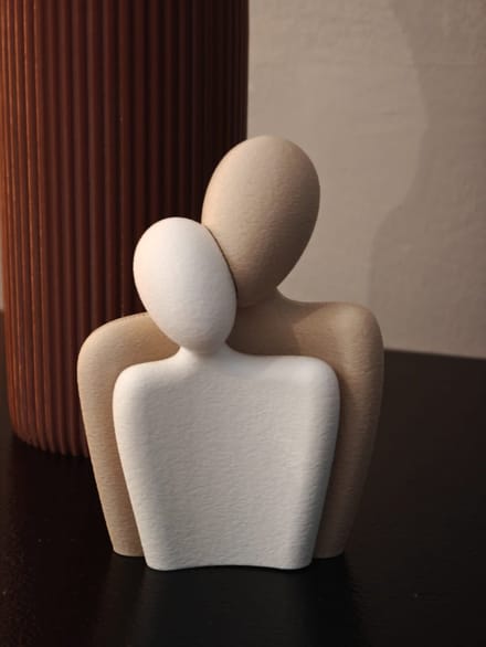 Minimalistische Beeldje – 13 cm – Beige/Wit – Modern Decoratief Sculptuur – Abstract Koppel