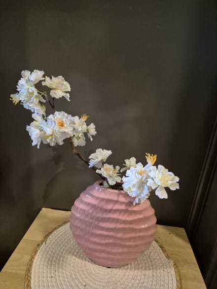 Daan Kromhout-INGA JADA PINK OVAL VASE ACTIVE GLAZE WAVE 23X10X22CM