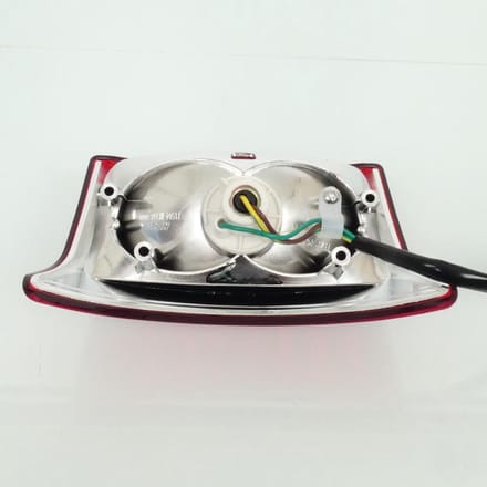 Feu arrière P2R pour Scooter Yamaha 50 Bw's 2004 5WW-H4700-00 Neuf