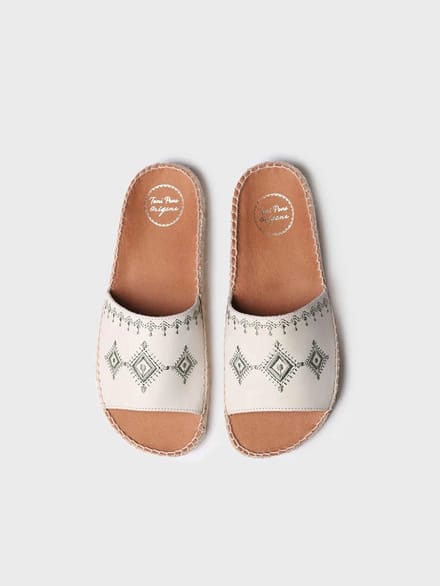 Platte sandalen in Ibiza-stijl | LILI