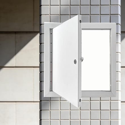 Toegangsdeur Metaal - Inspectiedeurtje Afsluitbaar - Onderhoud Verbergen - Robuuste Aluminiumlegering - 20 x 35 cm - Wit