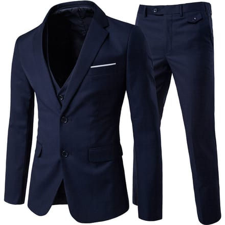 Driedelig marineblauw pak met ingekeepte revers