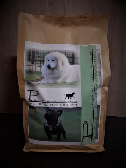 PRO ACTIVE HYPOALLERGEEN ZALM 24/12 (GEPERSTE HONDENBROK) 15 KG