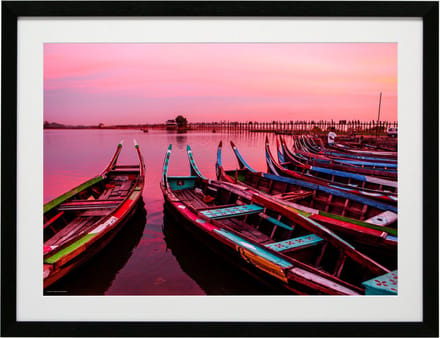 Deknudt Frames Poster in lijst - haven in rode avondzon - 60x80 cm