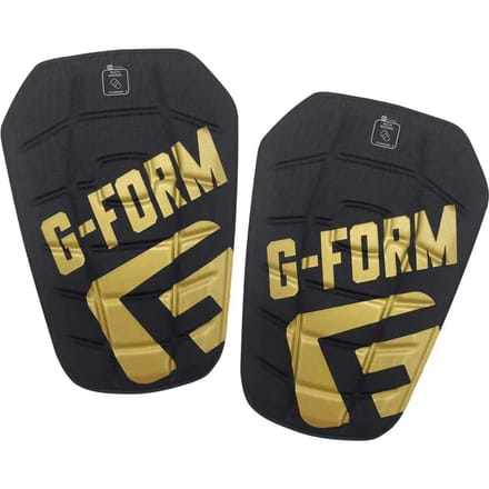 G-Form Pro-S Blade Scheenbeschermer - Goud / Zwart | Maat: L
