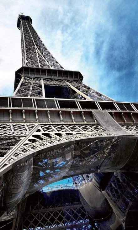 Fotobehang - Eiffel Tower 150x250cm - Vliesbehang