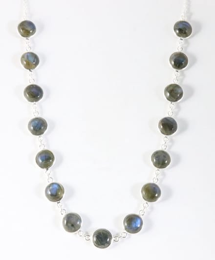 Zilveren collier met labradoriet