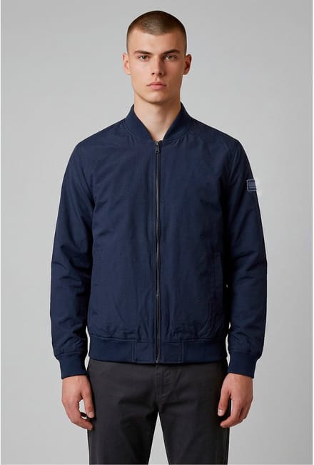 Uitbreidbare en opvouwbare bomber Guess