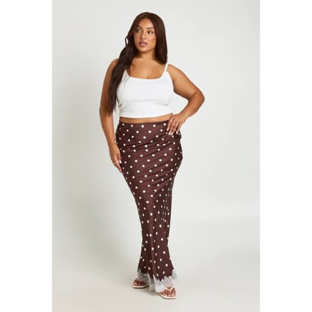 boohoo Dames Plus Satijnen Polkadot Maxi Rok | Chocoladebruin | Maat: 48