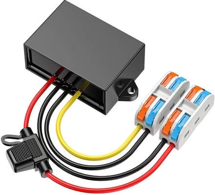 Spanningsomvormer 12V naar 24V met zekering en waterdichte kabelverbinder