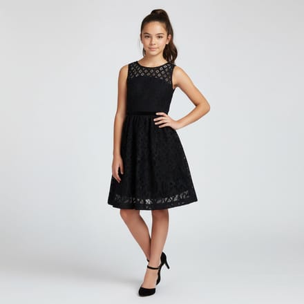 La V Elegante kant jurk met mouwloze Zwart 152