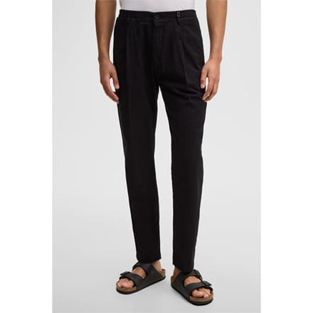 Chino Lui, zwart