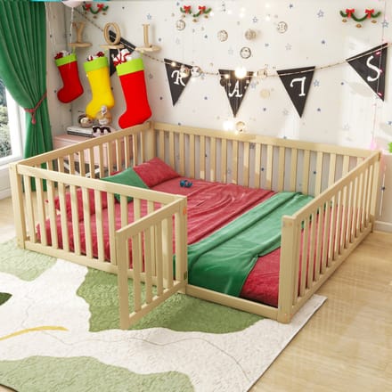 Clruro Kinderbed - 140x200 cm - Vloerbed met Hek en Deur - Hout - Naturel
