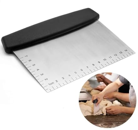 WiseGoods Premium Deegschraper RVS Met Maatverdeling CM - Keukenschraper Voor Pizza / Taart / Cake / Groenten / Fruit - Zwart