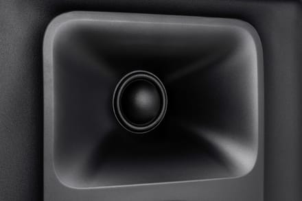 M-AUDIO Forty Eighty monitor speakers 150 W DSP, BT, APP