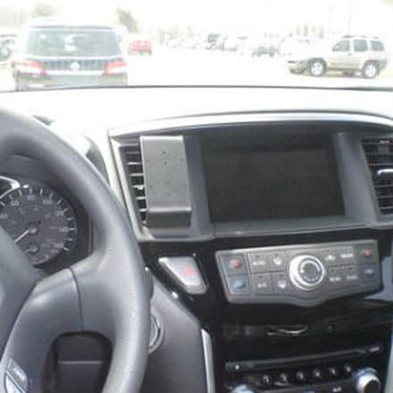 Brodit ProClip houder geschikt voor Nissan Pathfinder 2013-2021 Center mount