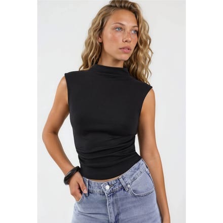 Modal Touch Halve Turtleneck Crop Top