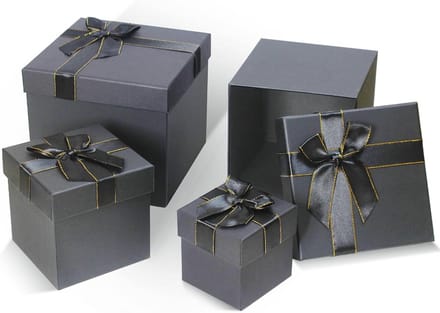 Zwarte geschenkdozen met deksel - set van 4 vierkante dozen met lint en strik