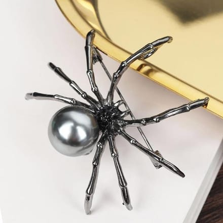 1Pc Spider Broche Vrouwelijke Corsage Geschenken Mannen Accessoires Mode-sieraden grijs