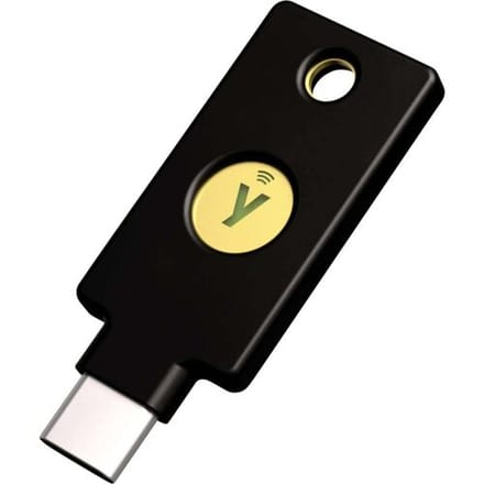 Yubico Passwordmanager USB-stick YubiKey 5C NFC FIPS Zwart/goud 5060408464236