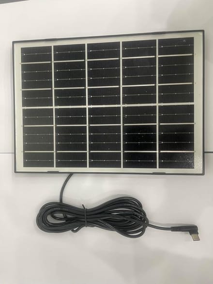 Zonnepaneel Kippenhok - Solar Panel - Automatische Deur - 7 Watt Vermogen - 15x10x33 cm - Zwart